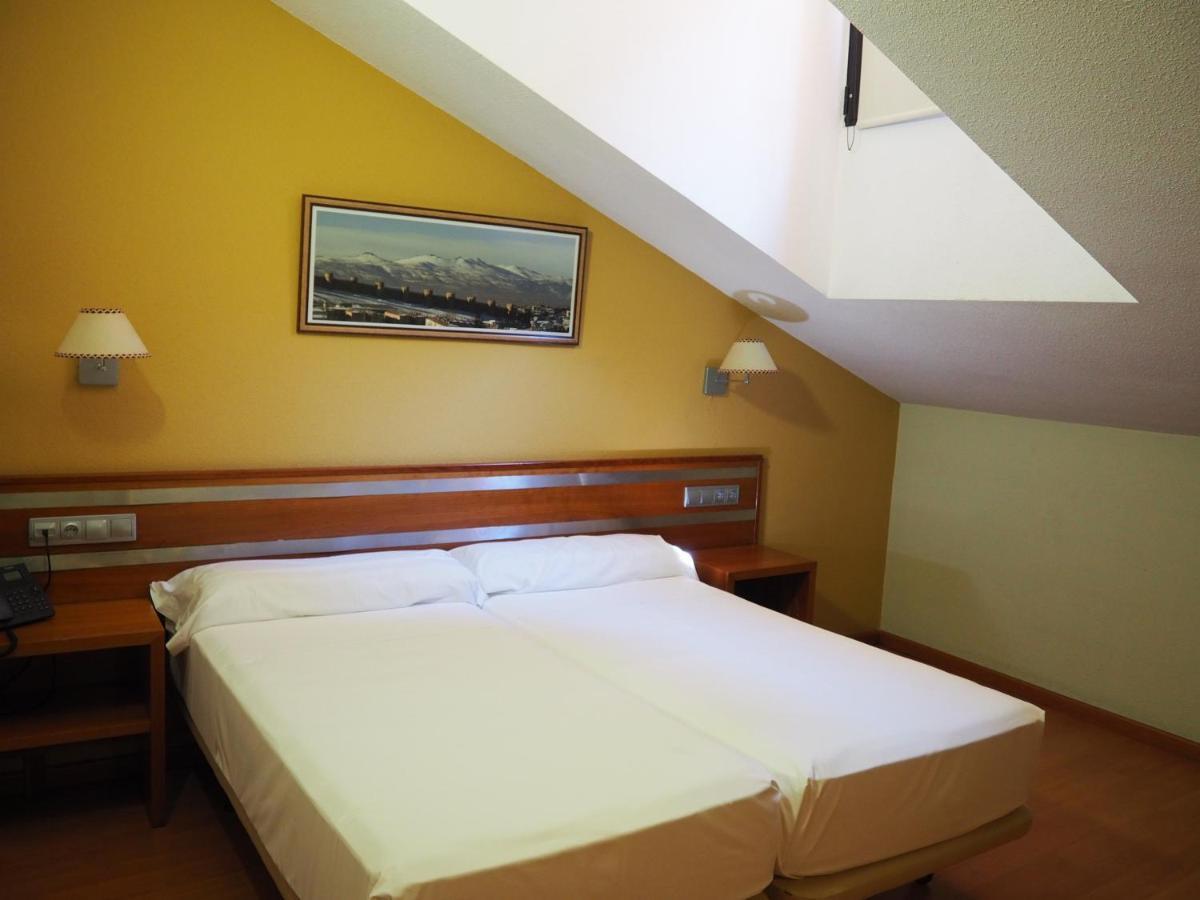 Hotel Ele Mirador de Santa Ana Ávila Exterior foto